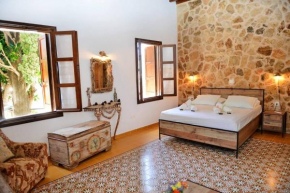 Meandros Suite in Old Town